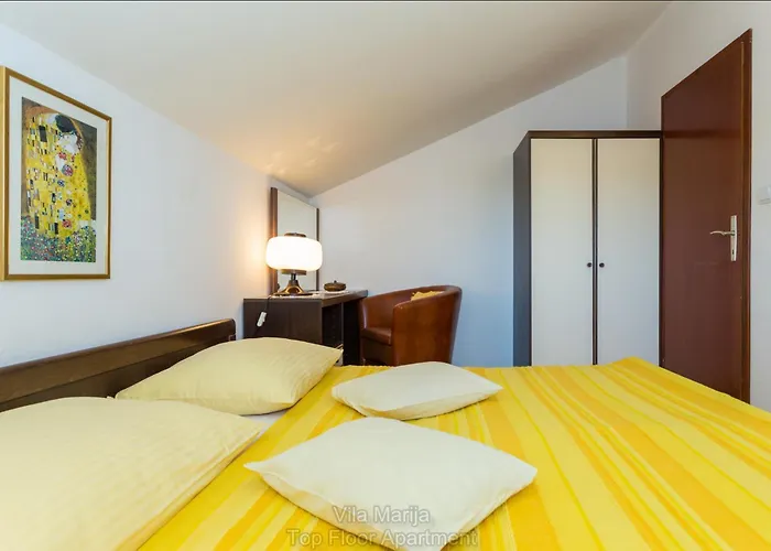 빌라 Unique Dalmatian Seafront - Set In A 300 M2 Mediterranean Garden With Private Beach, Large Pool And Terrace. 자톤