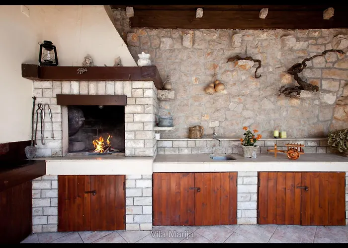 Unique Dalmatian Seafront - Set In A 300 M2 Mediterranean Garden With Private Beach, Large Pool And Terrace.