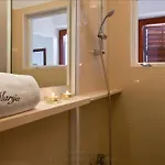Unique Dalmatian Seafront - Set In A 300 M2 Mediterranean Garden With Private Beach, Large Pool And Terrace. Villa Zaton (Dubrovnik-Neretva)