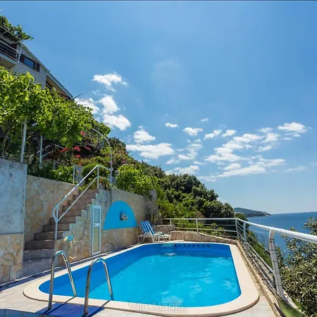 Dalmatian Seafront Villa: Private Beach, Garden & Pool Oasis Villa Zaton (Dubrovnik-Neretva)